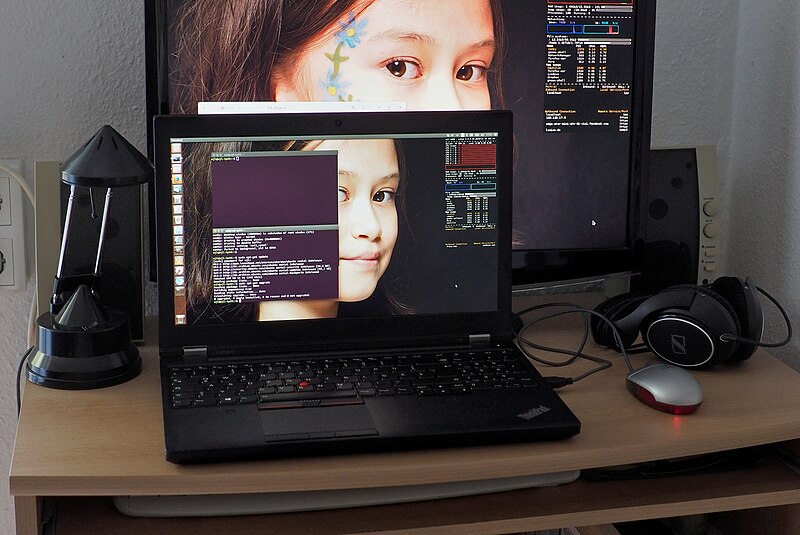 Lenovo Unveils World's First 1,000Wh/L Silicon-Anode Battery for Laptops