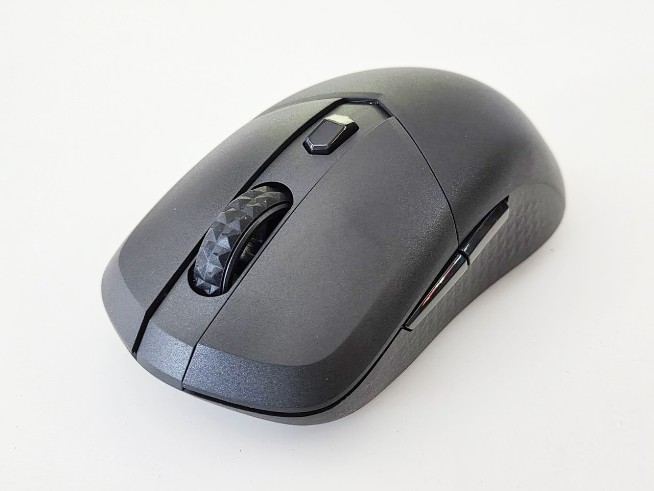 MSI Enters the 8K Polling Rate War with the $60 Versa 300 Wireless 8K