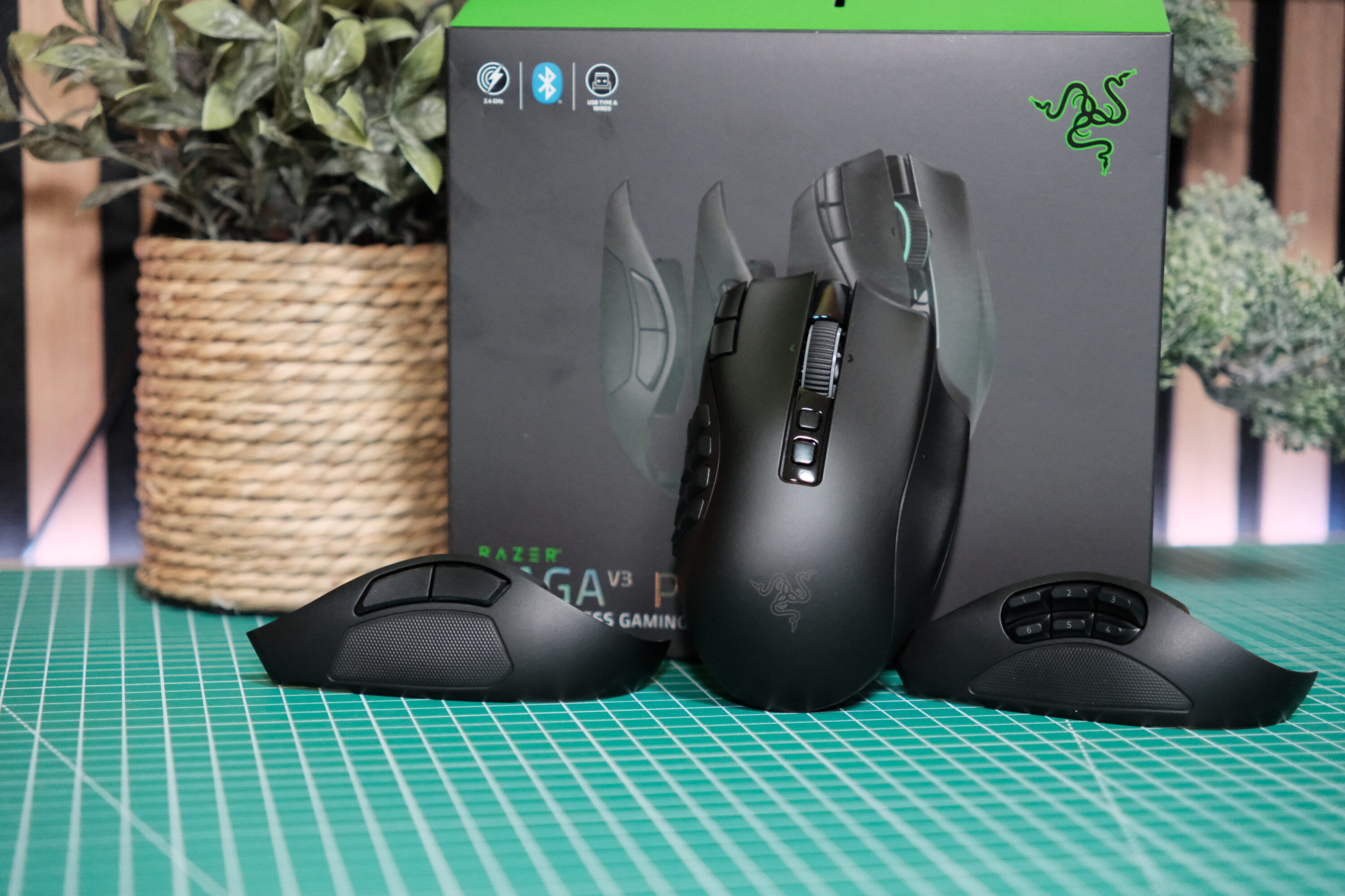 Razer Naga V3 Pro Lands With Magnetic Side Plates and a 50K Sensor — But Where's the Polling Rate?